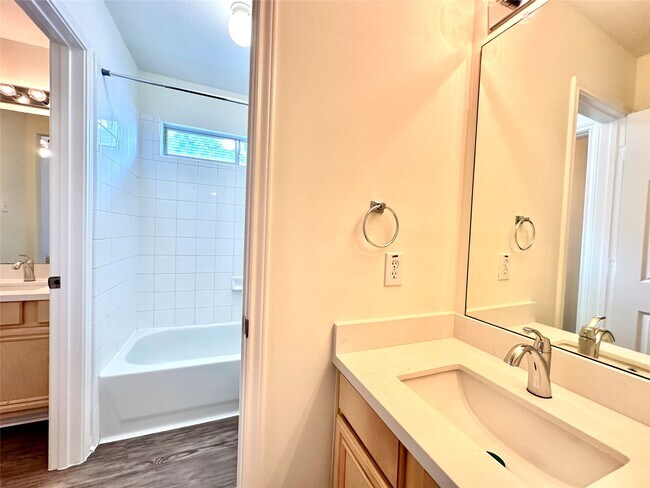 Building Photo - 25311 Clover Ranch Dr