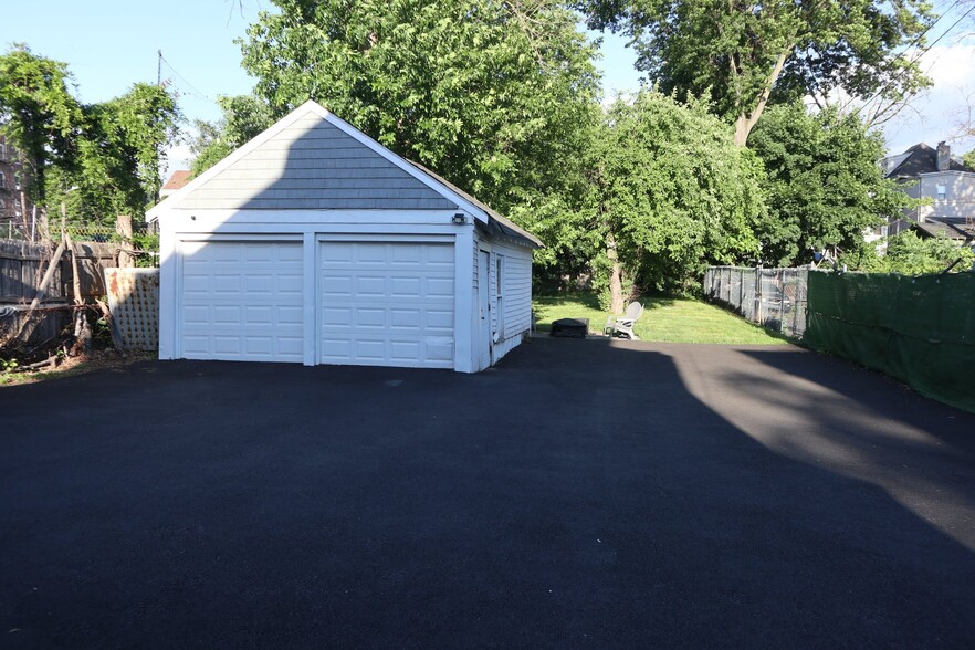 Building Photo - 108 N Oraton Pkwy