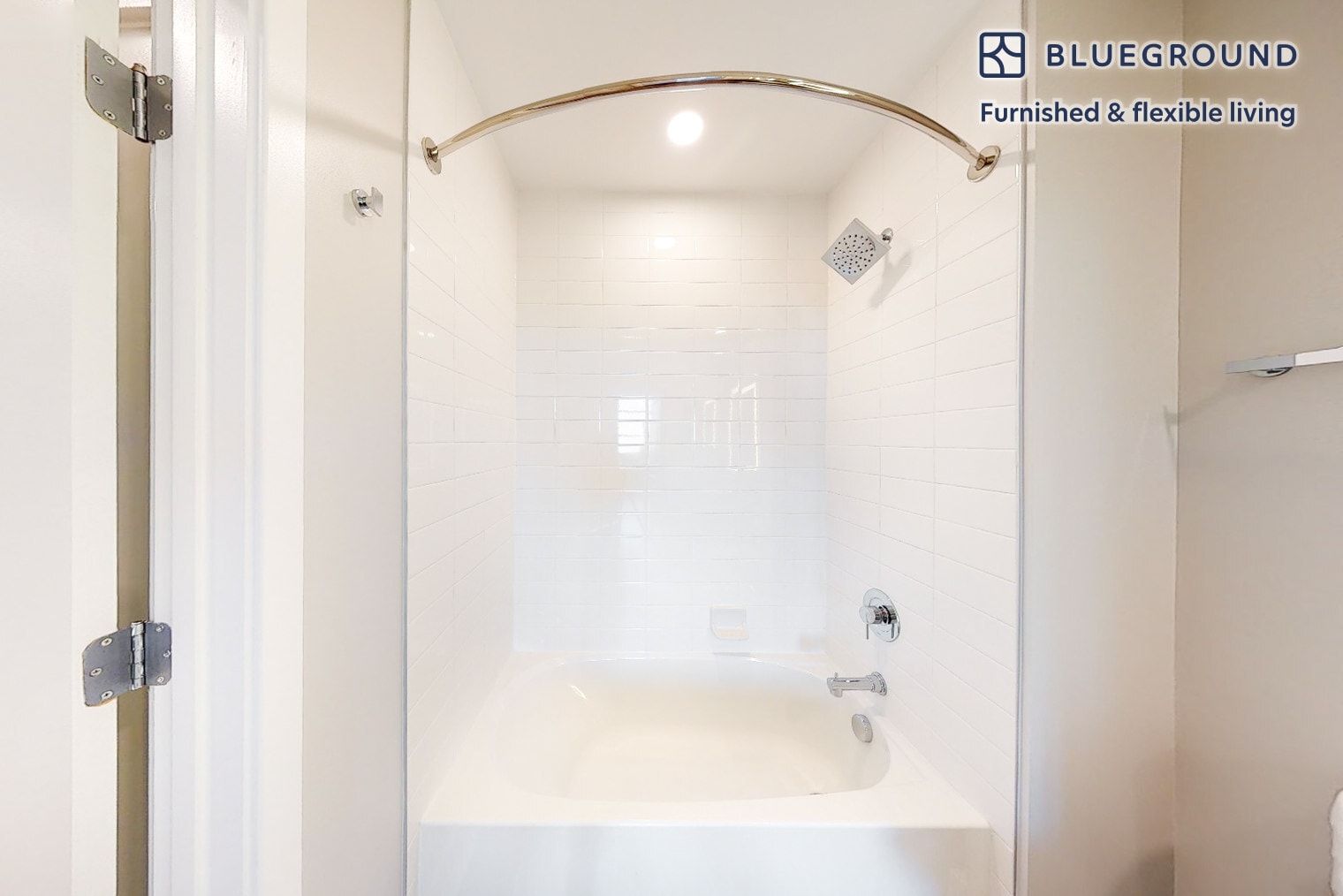 Building Photo - 555 S President St