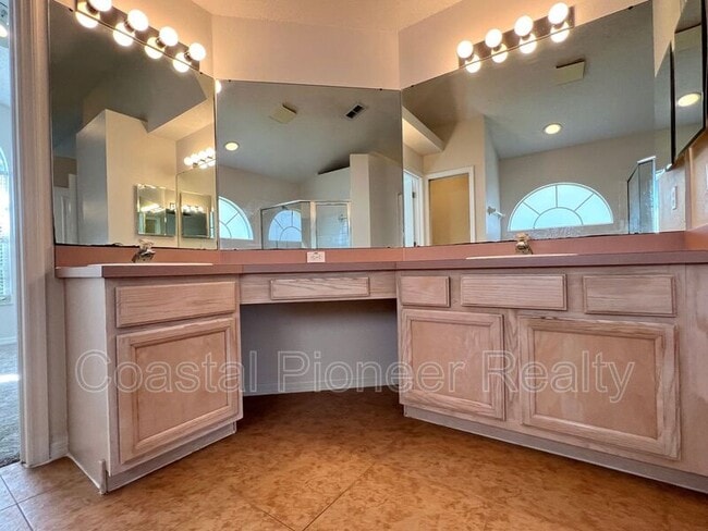 Building Photo - 9007 Westbay Blvd