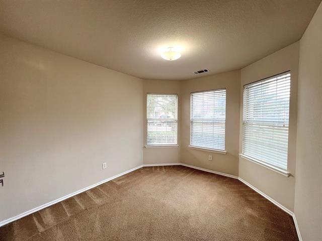 Building Photo - 1113 Maplewood Ln