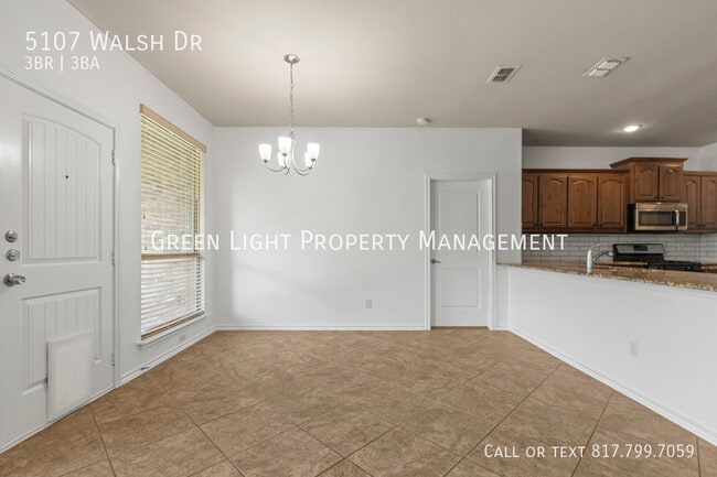 Building Photo - 5107 Walsh Dr