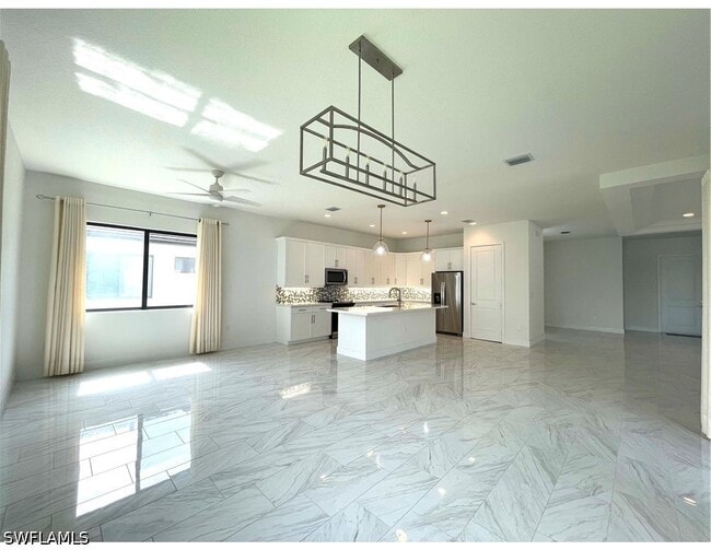 Building Photo - 4959 Brigata Wy