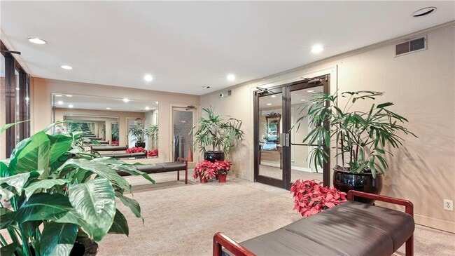 Building Photo - 2637 Peachtree Rd NE