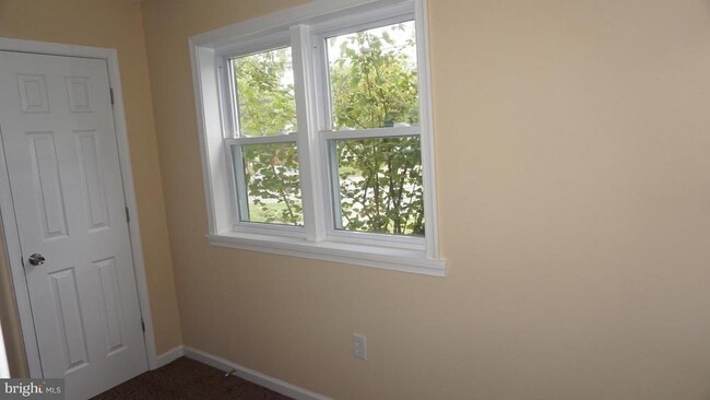 Building Photo - 8105 Legation Rd