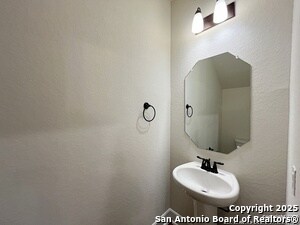 Building Photo - 13862 Enzo Gate