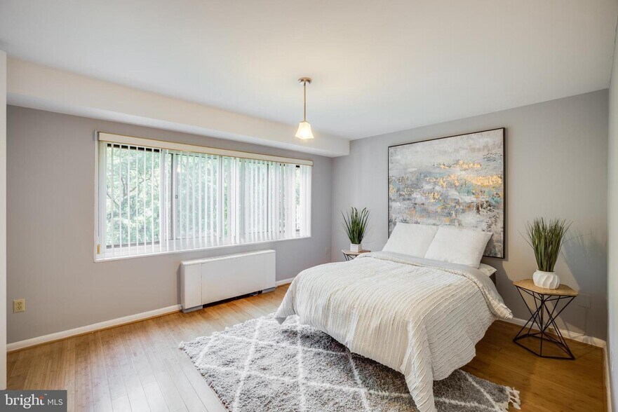 Bedroom - 4201 Cathedral Ave NW