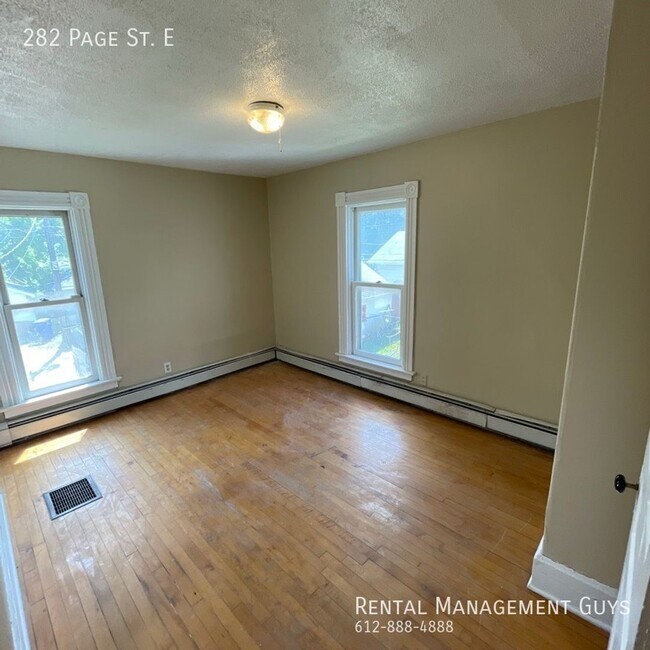 Building Photo - 282/284 Page St E