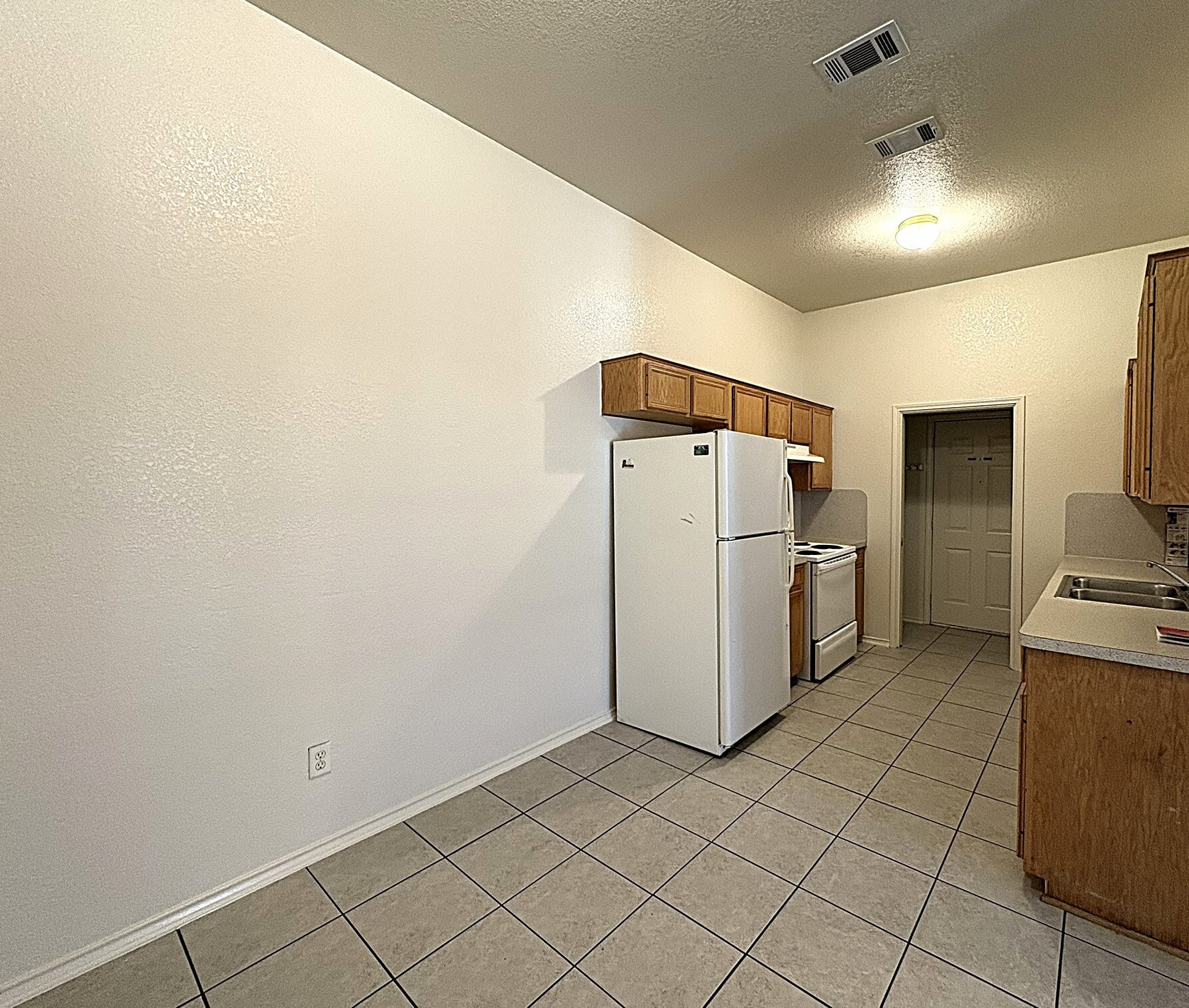 Building Photo - 4300 Alleeta Dr