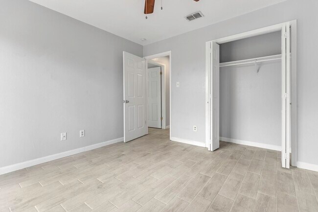 Building Photo - 107 Shannon Cir