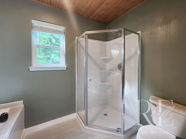 Building Photo - Forest-Edged Retreat with Pasture Access –...