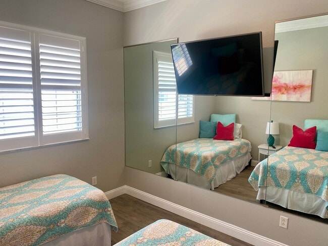 Building Photo - Citrus Park Luxury 3 Bedroom / 2.5 Bathroom Townhome Available 7/1/22