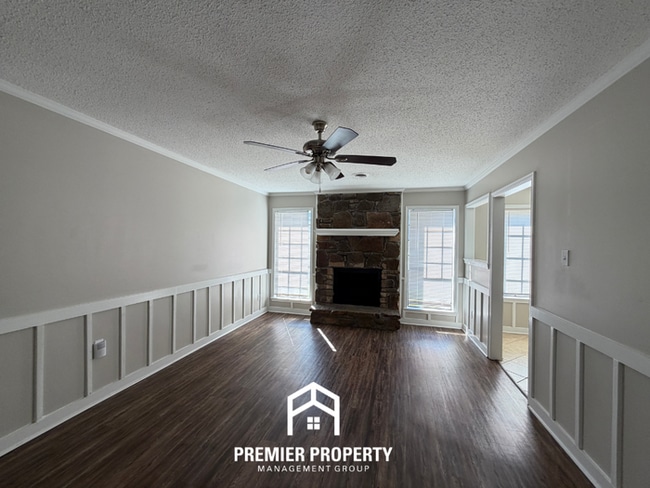 Building Photo - 7143 Markim Dr