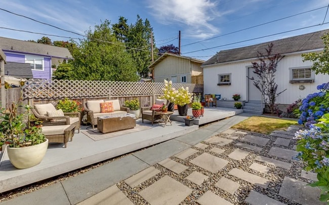 Building Photo - 1421 Grand Ave