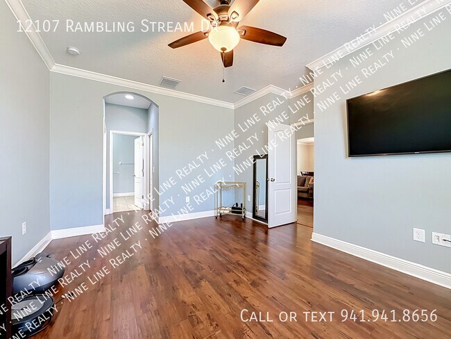 Building Photo - 12107 Rambling Stream Dr