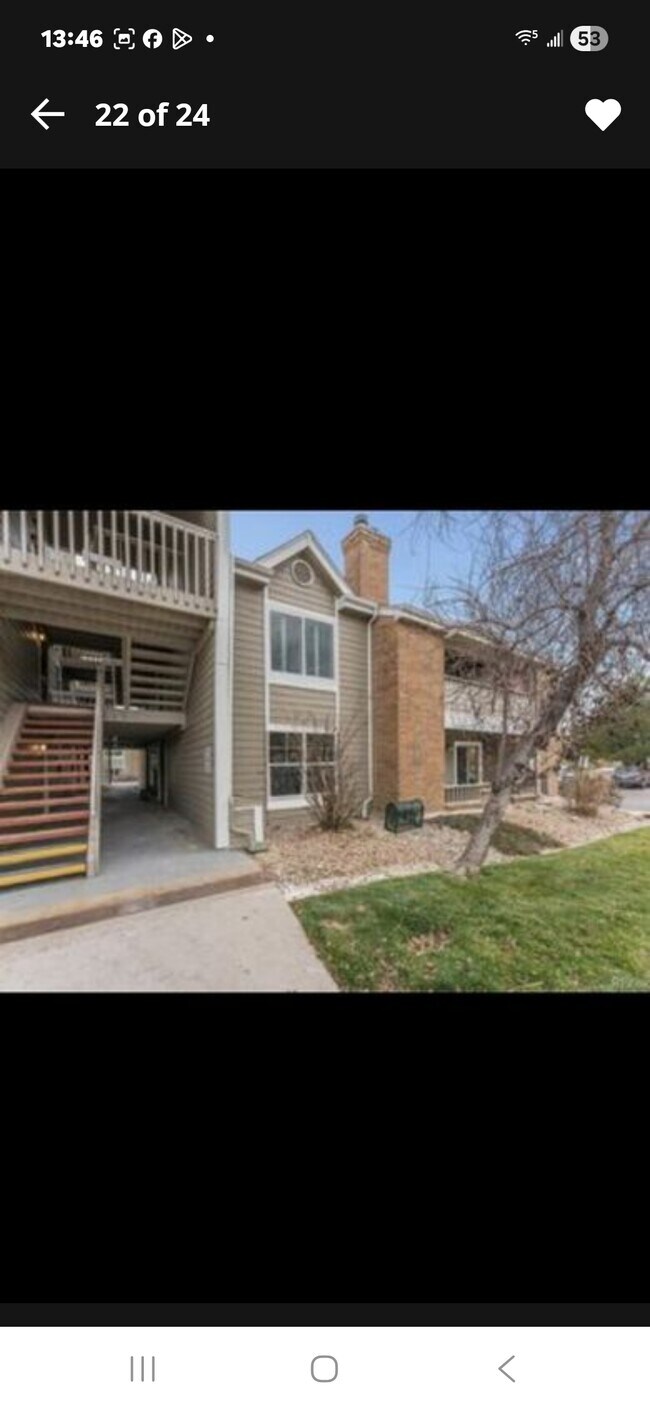 Building Photo - 12093 W Cross Dr