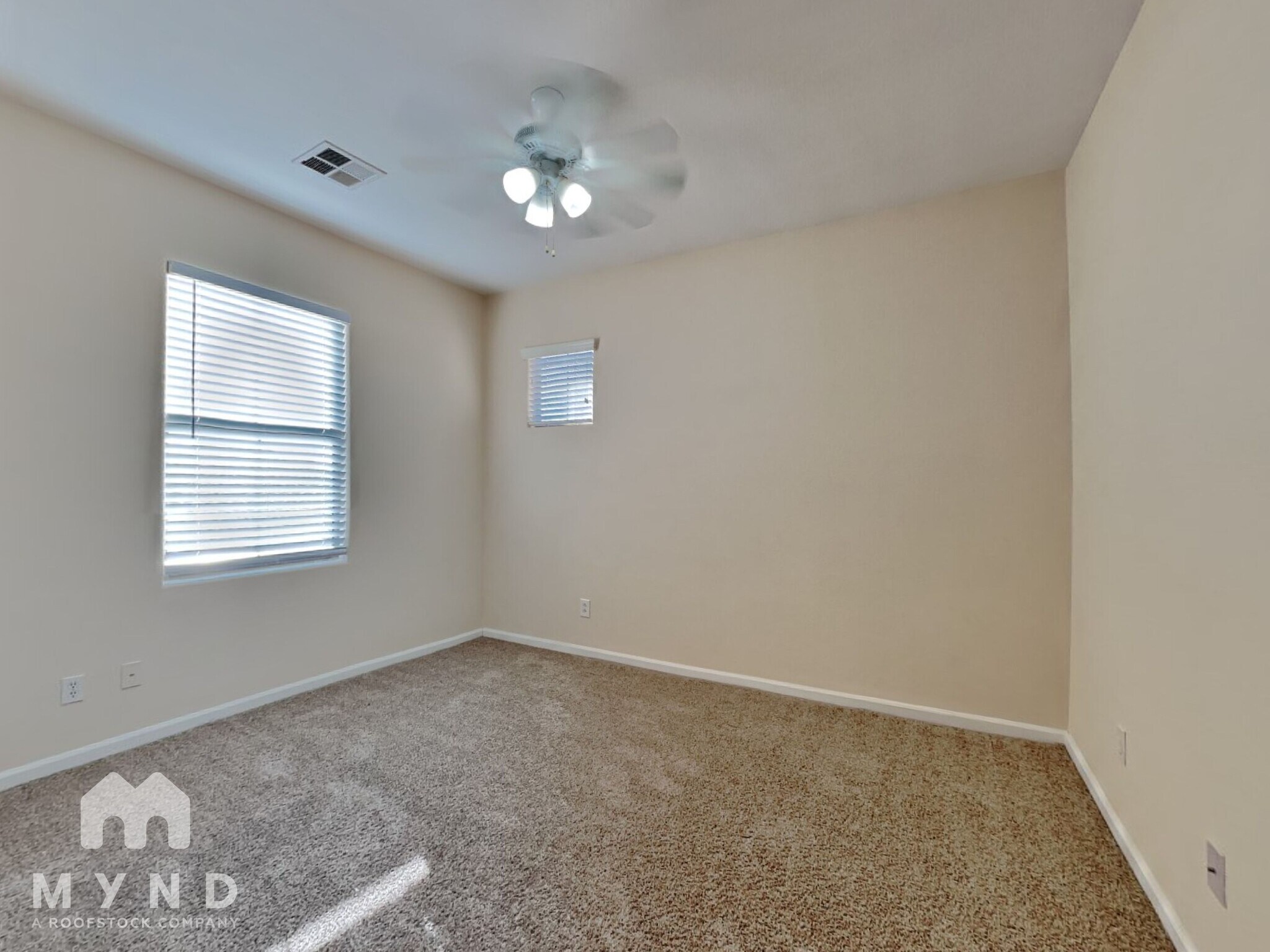 Building Photo - 13514 W Cypress St