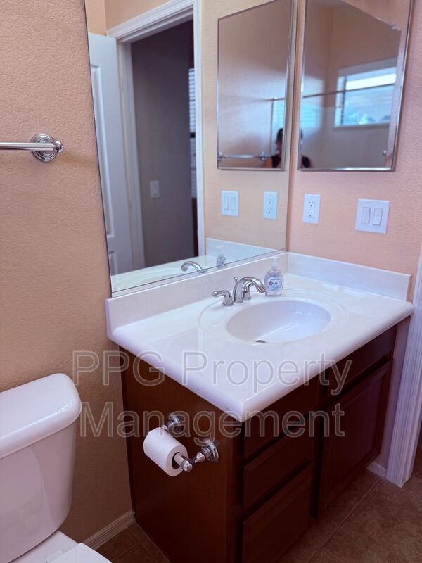 Building Photo - 18252 W Buena Vista Dr