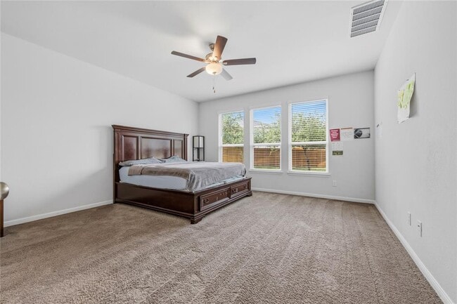 Building Photo - 317 Barton Oak Trl