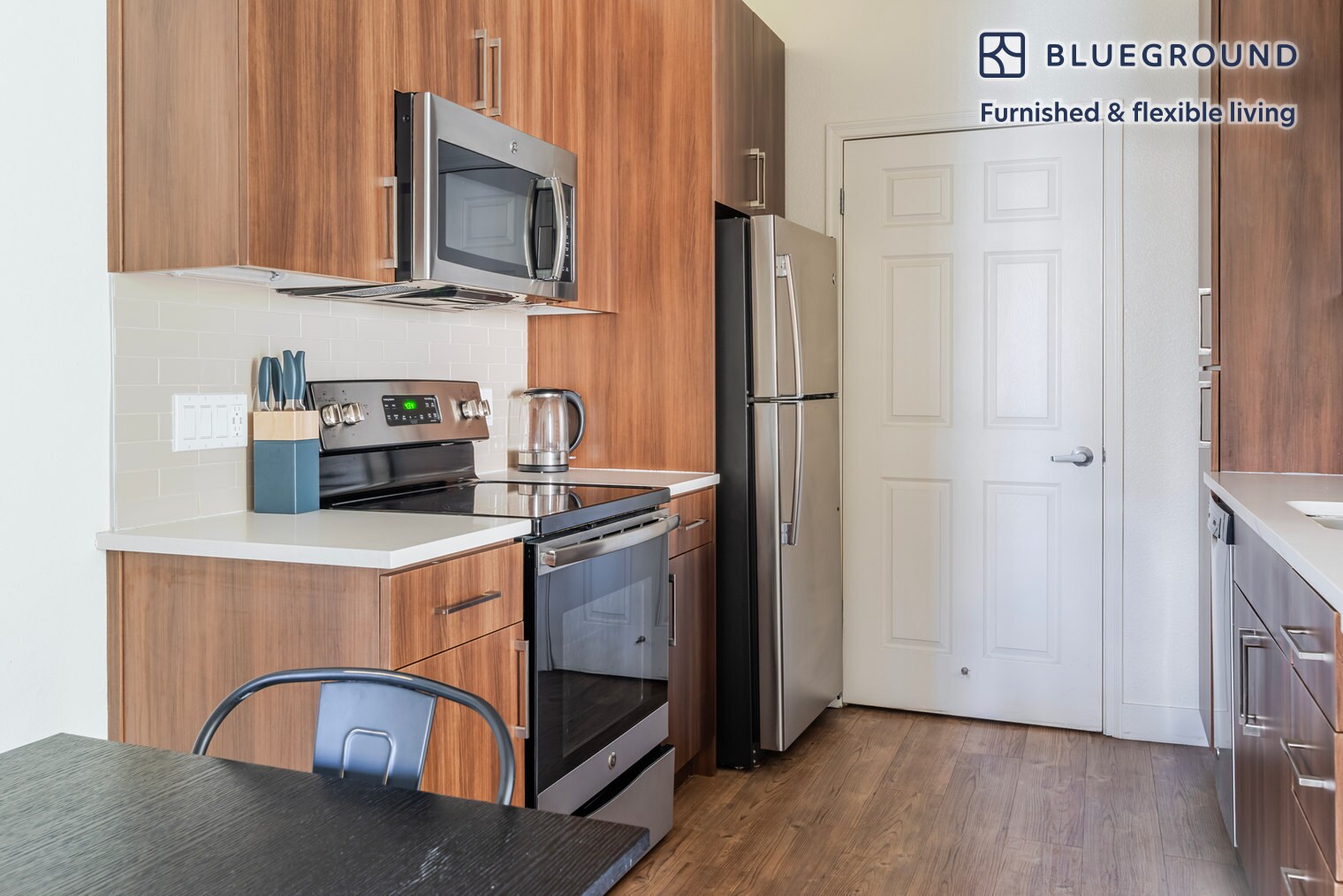 Building Photo - 1265 Lakeside Dr