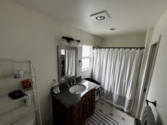 Building Photo - 24732 Cordova Dr