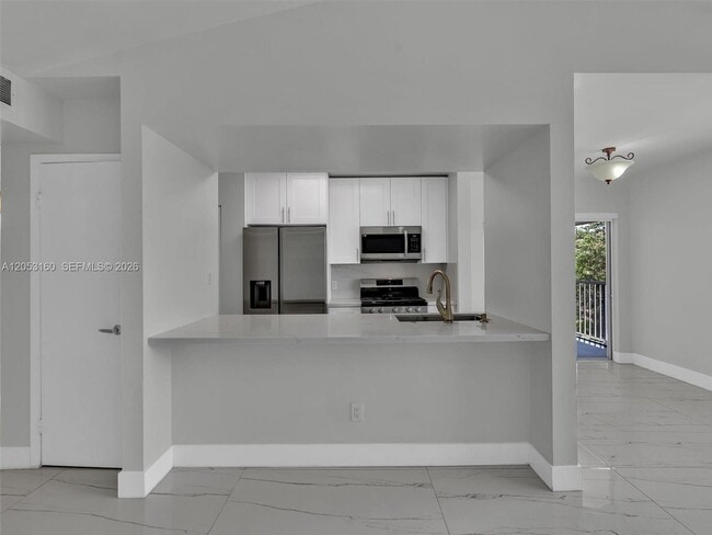 Building Photo - 15325 SW 106th Terrace