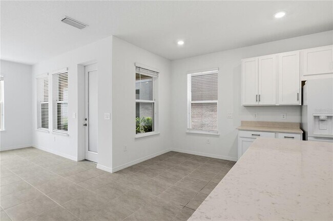 Building Photo - 15010 Summer Harvest St