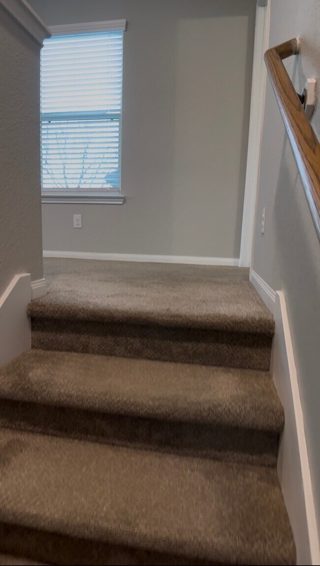 Building Photo - 13238 Enchanted Way Dr