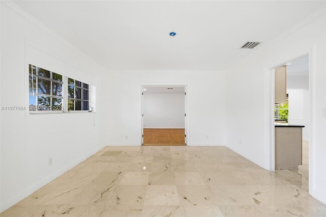 Building Photo - 7255 SW 125th St