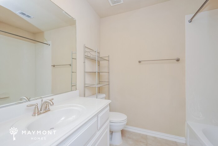 Building Photo - 2900 Softwood Cir