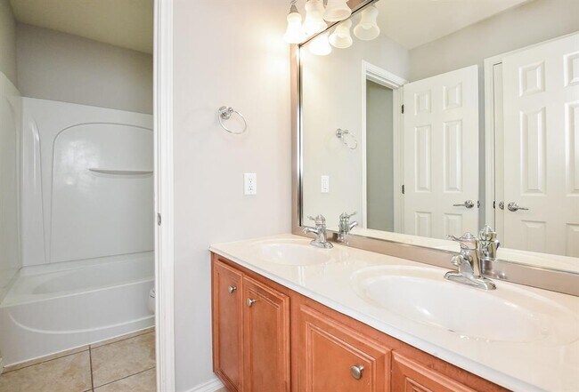 Building Photo - 7223 Toad Hollow