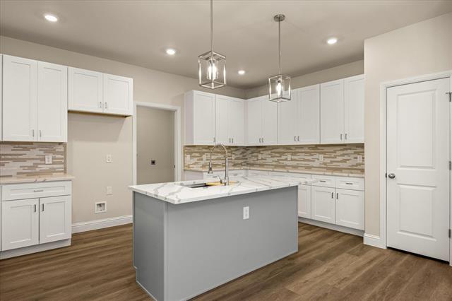 Building Photo - 2414 Forest Hill Ln