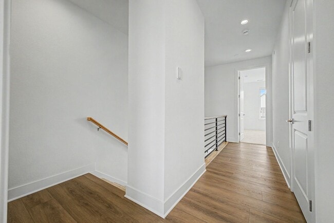 Building Photo - Brand-new townhome for rent in the heart of Erie Town Center
