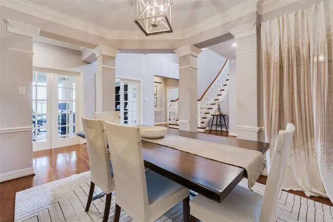 Building Photo - Stunning Home in Falcon Point!