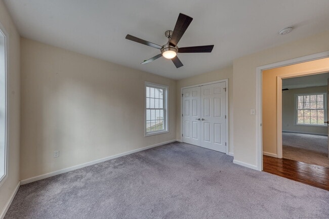 Building Photo - 43 Belvedere Dr