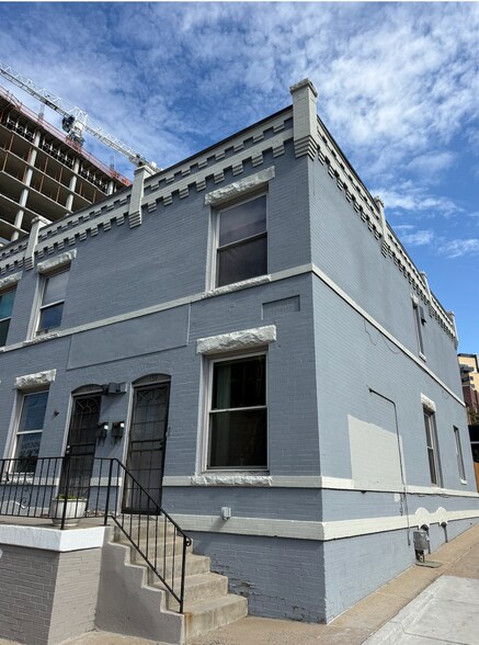 Building Photo - 139 E 8th Ave