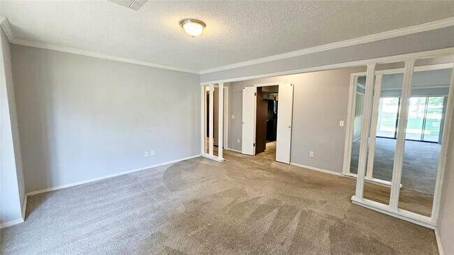 Building Photo - 4009 Cherry Hill Ln