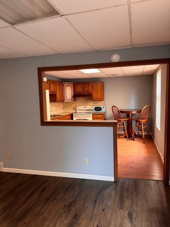 Building Photo - 25 N Water Ave