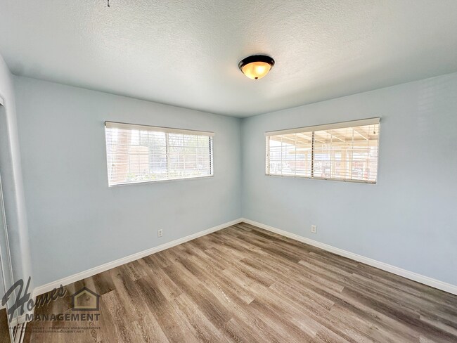 Building Photo - Homes Management 3bd, 1ba House for Rent