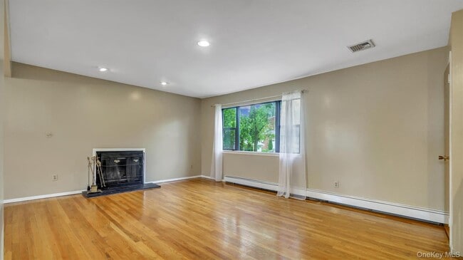 Building Photo - 9 Harrison Ave