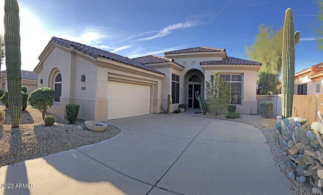 Building Photo - 8217 E Mohawk Ln
