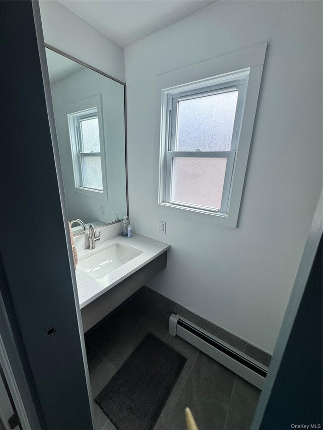 Building Photo - 16 Florida St