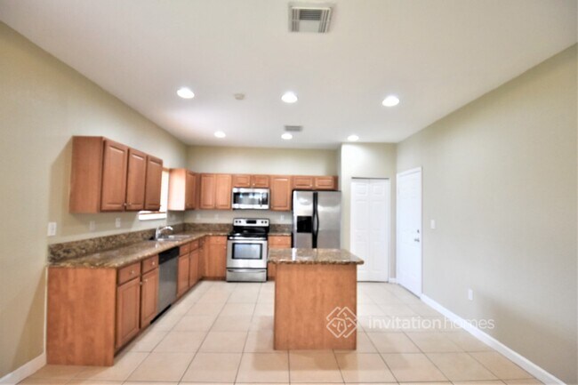Building Photo - 22121 SW 87th Pl