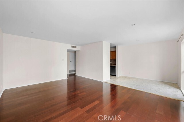 Building Photo - 15344 Weddington St