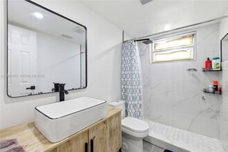 Building Photo - 5666 Mayo St