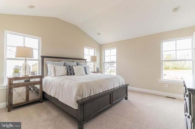 Building Photo - 275 Hillstone Cir