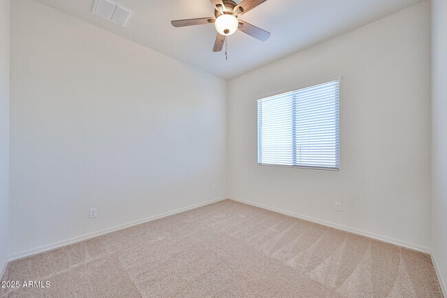 Building Photo - 24940 N 170th Dr