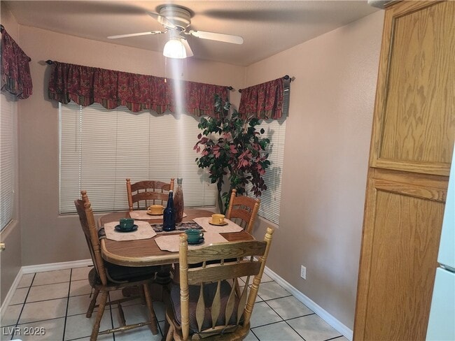 Building Photo - 5140 Mandalay Springs Dr