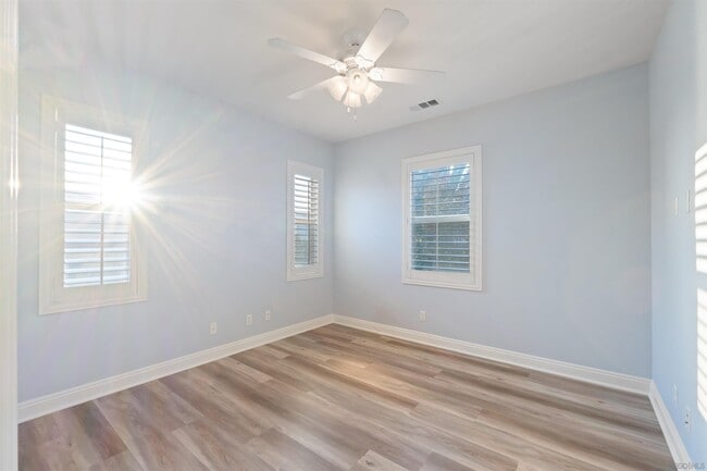 Building Photo - 768 Normandy Rd