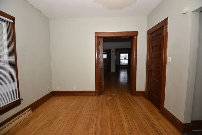 Building Photo - 508 S St Joseph St